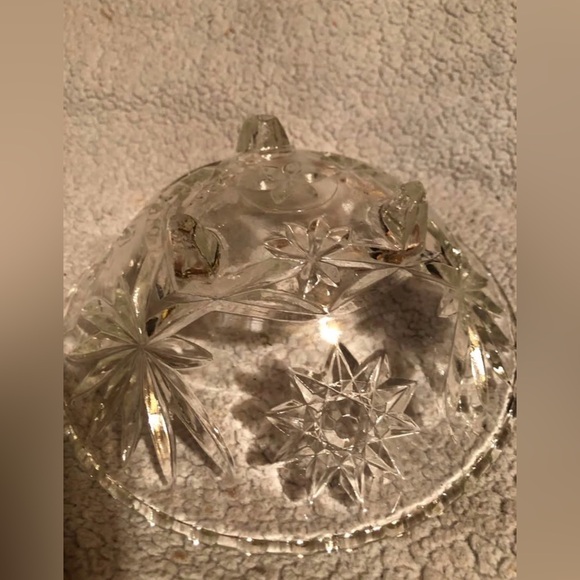 Elegant Clear Glass Decorative Bowl/Dish - Picture 3 of 6